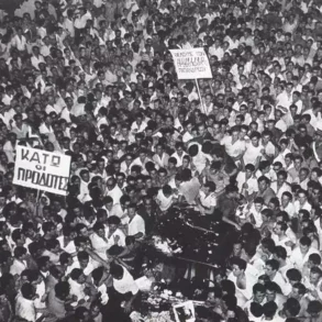 Το Πραξικόπημα Των Ιουλιανών Το 1965 Υπήρξε Μια Κρίσιμη Στιγμή Στην Πολιτική Ιστορία Της Μεταπολεμικής Ελλάδας