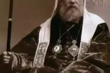 Άγιος Τύχων Πατριάρχης Μόσχας: Ο Φωτοδότης Της Ορθοδοξίας Στις Ηπα 26 Ο Άγιος Τύχων Πατριάρχης Μόσχας, Υπήρξε Μια Θρυλική Μορφή Στην Ιστορία Της Ορθόδοξης Εκκλησίας