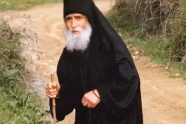 Ο Άγιος Παΐσιος Ο Αγιορείτης (1924-1994), Ένας Από Τους Πλέον Αγαπητούς Και Σεβάσμιους Αγίους
