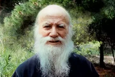 Άγιος Πορφύριος Ο Καυσοκαλυβίτης: Θαύματα | Βίος | Εκκλησίες 22 Άγιος Πορφύριος: Η Ζωή Και Το Έργο Του Οσίου Καυσοκαλυβίτη