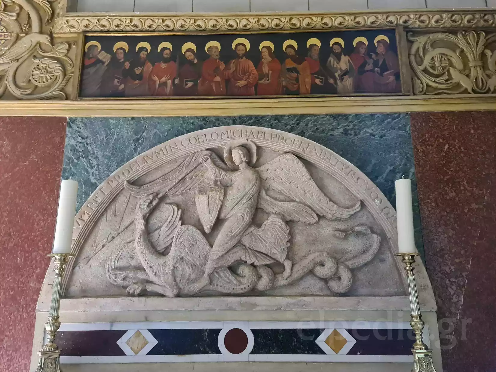 Il Mosaico Di Nizza Alla Vergine Dei Porti 10 Dettaglio Del Rilievo Dell'Arcangelo Michele Accanto Al Mosaico Bizantino Di Nizza