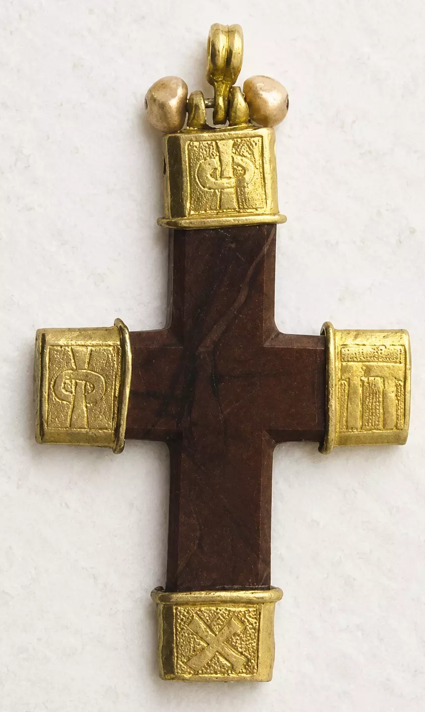 Byzantine Enkolpion Cross Of Stone With Engraved Gold Fittings And Pearls
