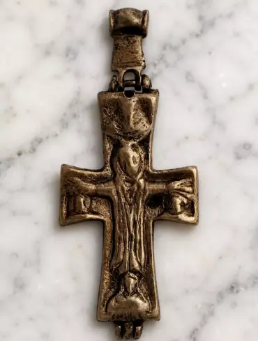 Byzantine Reliquary Cross In Cast Brass With The Theotokos In Supplication