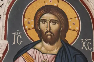 Detalhe de Cristo Pantocrator em Panagia Kapnikarea com a mão abençoando e o Evangelho.